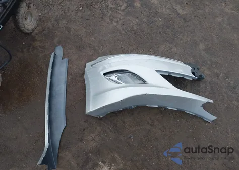 2012 Hyundai Genesis 3.8 z USA, uszkodzony, nr VIN KMHGC4DDXCU193468